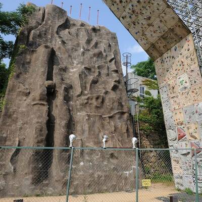 屋外ピラミッド壁
